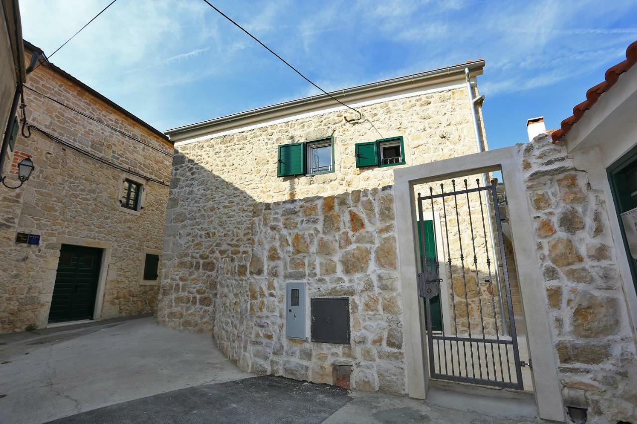 Bruno Lucija Apartment *