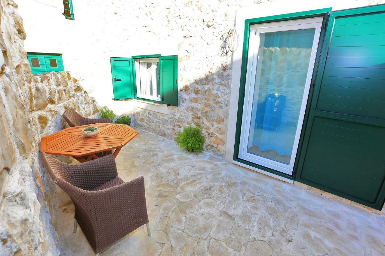 Apartment Bruno Lucija